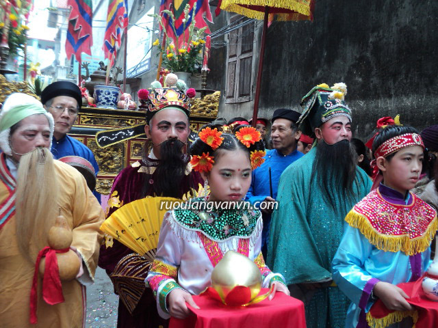 Tưng bừng lễ hội Thổ Hà