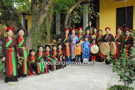 Thế hệ trẻ làng Trung Đồng